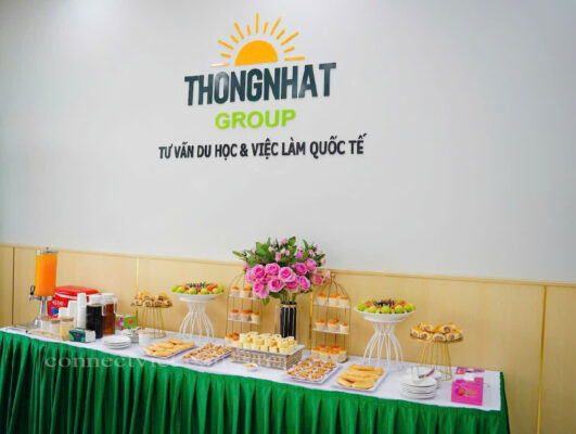 đặt bánh tiệc trà