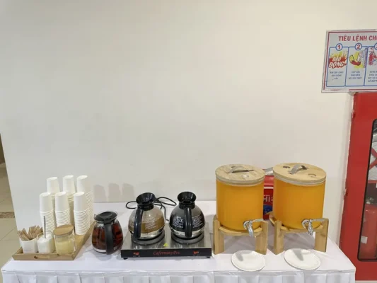 Nước uống và trái cây trong tiệc teabreak quận Bình Tân