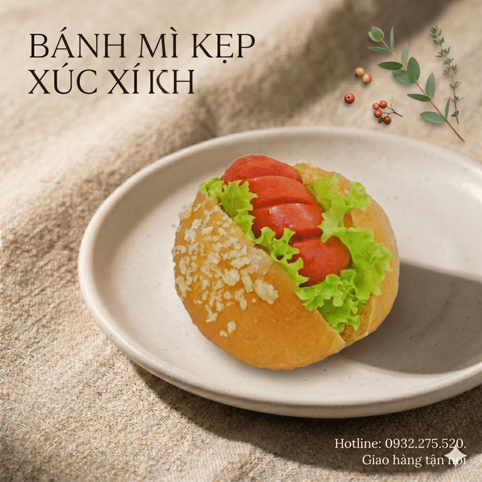 Bánh mì kẹp xúc xích thơm ngon với lớp bánh mềm, xúc xích đậm vị kết hợp rau tươi và sốt hấp dẫn. Phù hợp ăn sáng, ăn nhẹ, mang đi tiện lợi, giao tận nơi nhanh chóng.